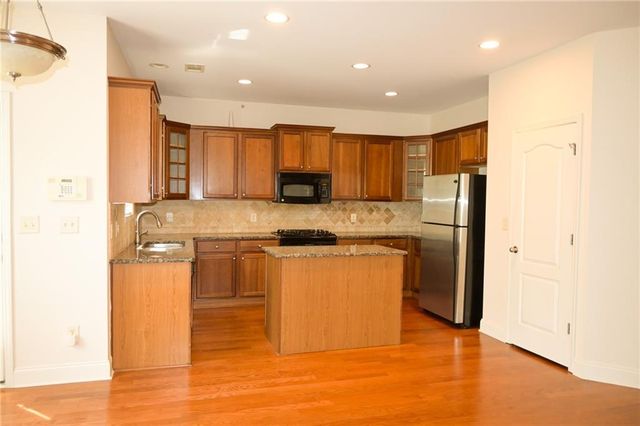 25 Kaktovic Court NE, Grayson, GA 30017