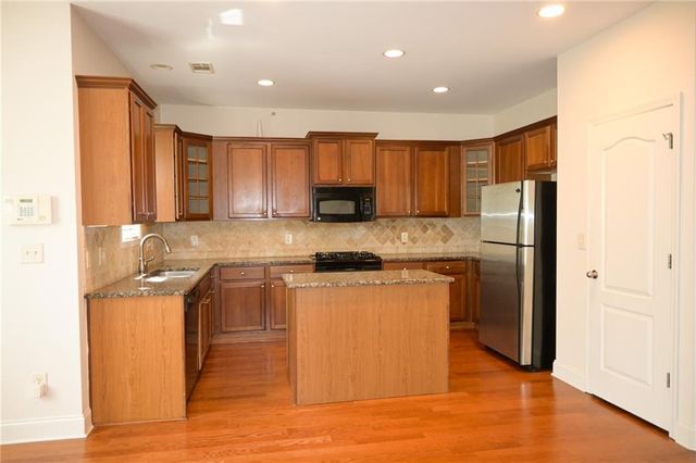 25 Kaktovic Court NE, Grayson, GA 30017