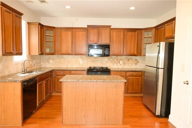 25 Kaktovic Court NE, Grayson, GA 30017