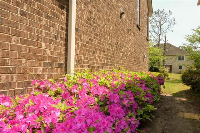 25 Kaktovic Court NE, Grayson, GA 30017