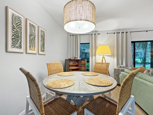 13334 Polo Club Road 233, Wellington, FL 33414