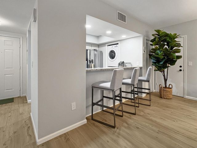 13334 Polo Club Road 233, Wellington, FL 33414