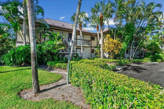 13334 Polo Club Road 233, Wellington, FL 33414