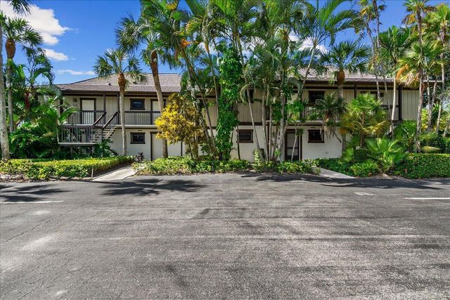 13334 Polo Club Road 233, Wellington, FL 33414