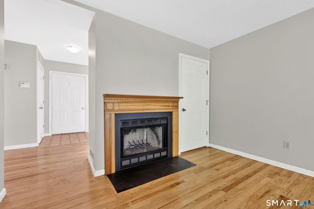 8 Julia Court 8, East Windsor, CT 06016