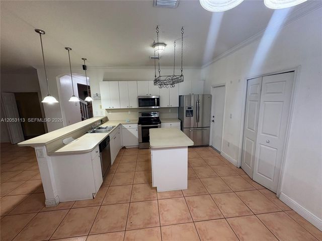 16141 SW 96th Terrace, Miami, FL 33196