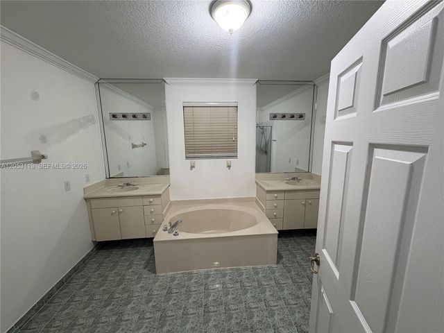 16141 SW 96th Terrace, Miami, FL 33196