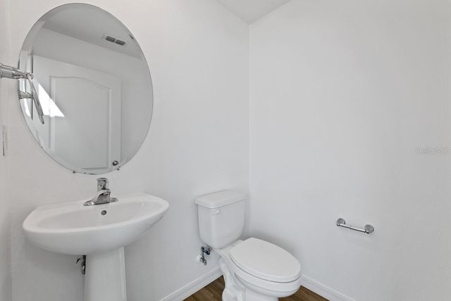 1136 SEA PINES COURT, Tavares, FL 32778