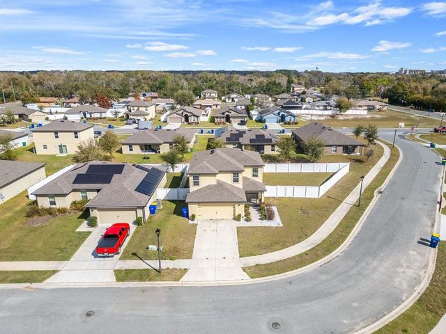 1136 SEA PINES COURT, Tavares, FL 32778