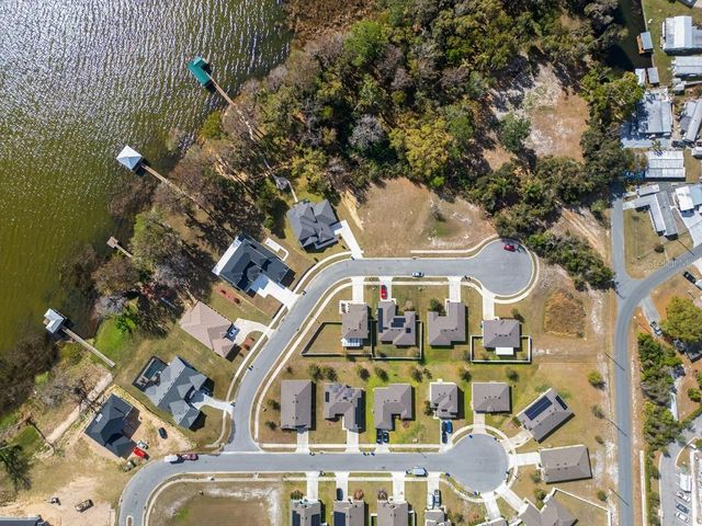 1136 SEA PINES COURT, Tavares, FL 32778