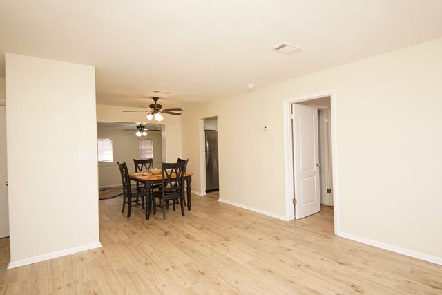365 Argyle Court, Mary Esther, FL 32569