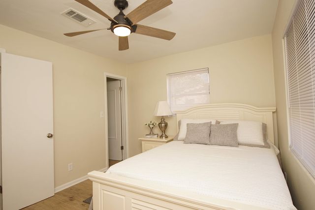 365 Argyle Court, Mary Esther, FL 32569