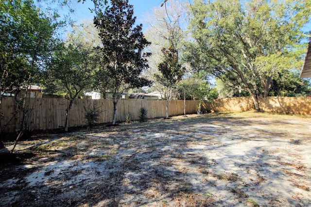 365 Argyle Court, Mary Esther, FL 32569