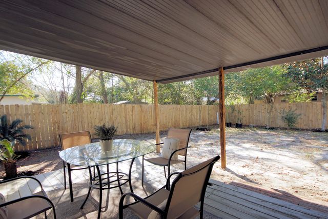 365 Argyle Court, Mary Esther, FL 32569