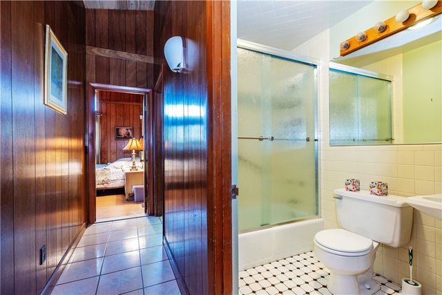 35 Sunset Avenue, North Kingstown, RI 02874