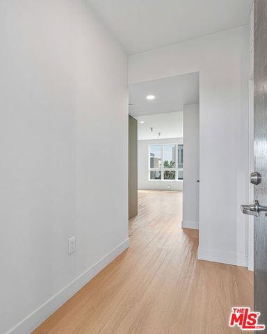 10601 Washington Boulevard 501, Culver City, CA 90232