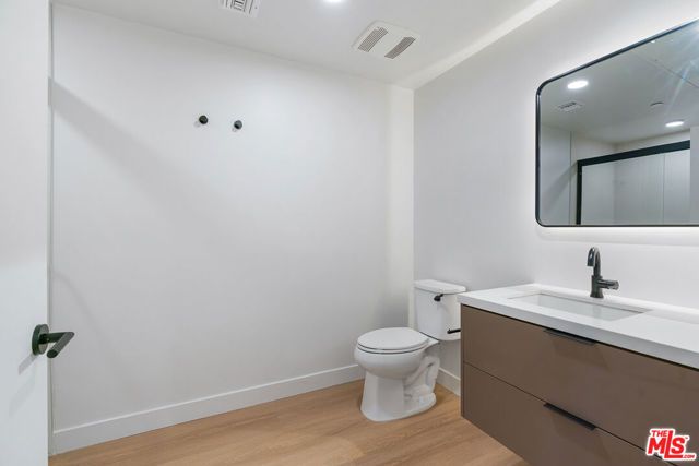 10601 Washington Boulevard 501, Culver City, CA 90232