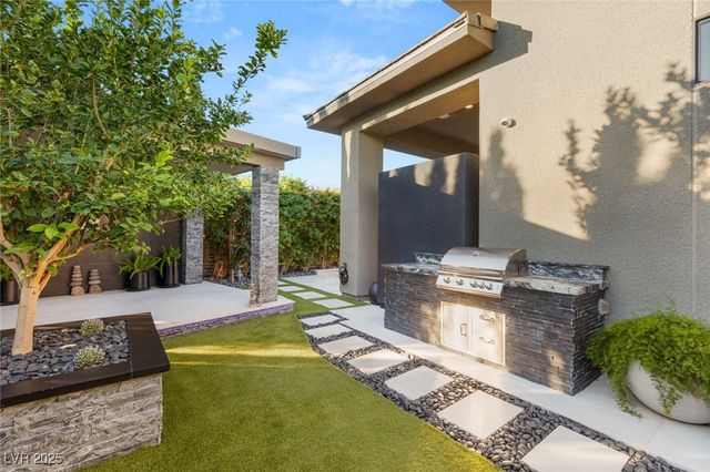 10782 White Clay Drive, Las Vegas, NV 89135