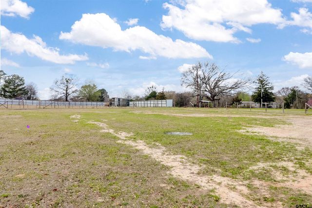 22490 CR 2290, Arp, TX 75750