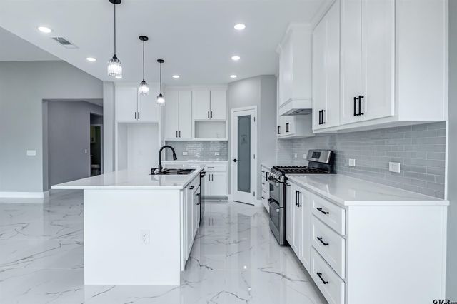 22490 CR 2290, Arp, TX 75750