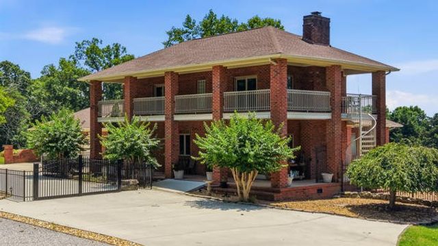 424 Hewgleys Road, South Pittsburg, TN 37380