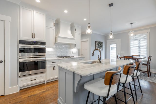 2418 Mowbray Pike, Soddy Daisy, TN 37379