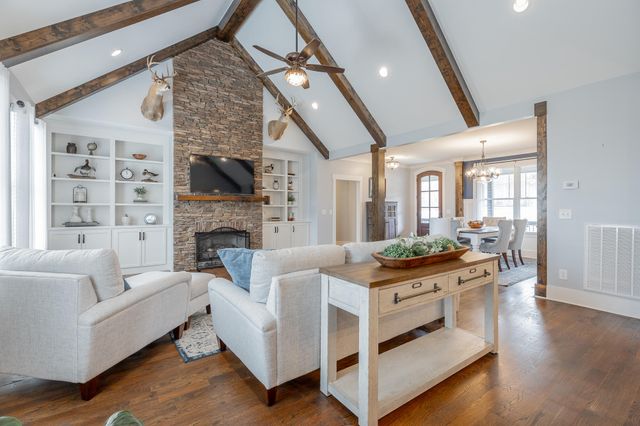 2418 Mowbray Pike, Soddy Daisy, TN 37379