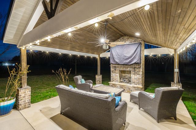 2418 Mowbray Pike, Soddy Daisy, TN 37379