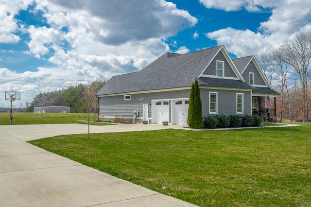 2418 Mowbray Pike, Soddy Daisy, TN 37379