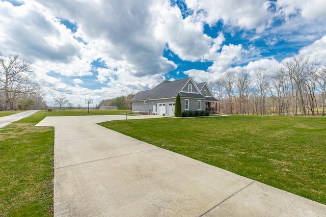 2418 Mowbray Pike, Soddy Daisy, TN 37379