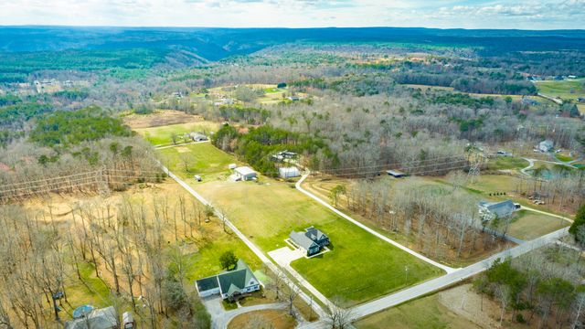 2418 Mowbray Pike, Soddy Daisy, TN 37379