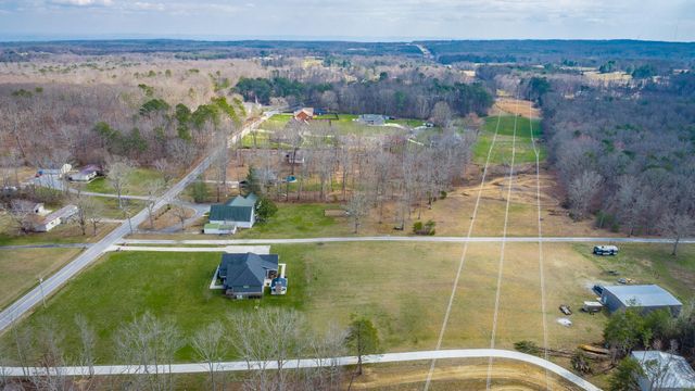 2418 Mowbray Pike, Soddy Daisy, TN 37379