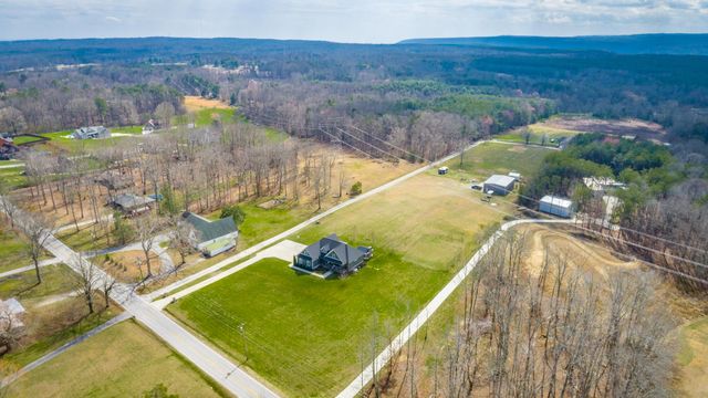 2418 Mowbray Pike, Soddy Daisy, TN 37379