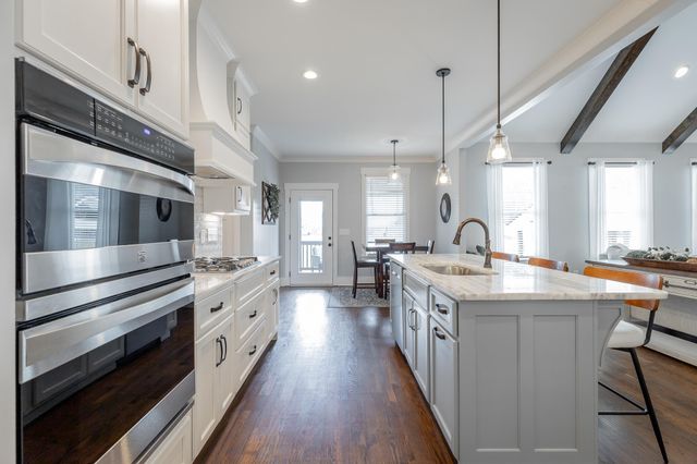 2418 Mowbray Pike, Soddy Daisy, TN 37379