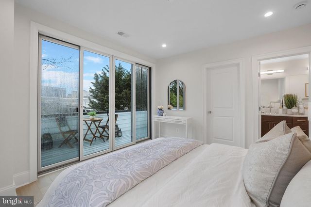 4435 HARRISON ST NW, Washington, DC 20015