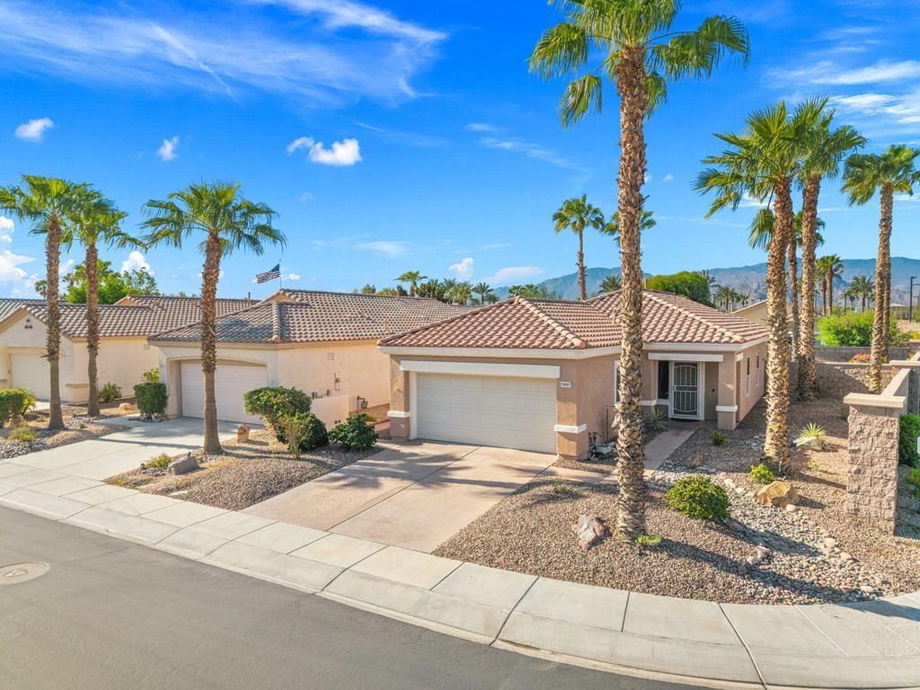78507 Glastonbury Way, Palm Desert, CA 92211