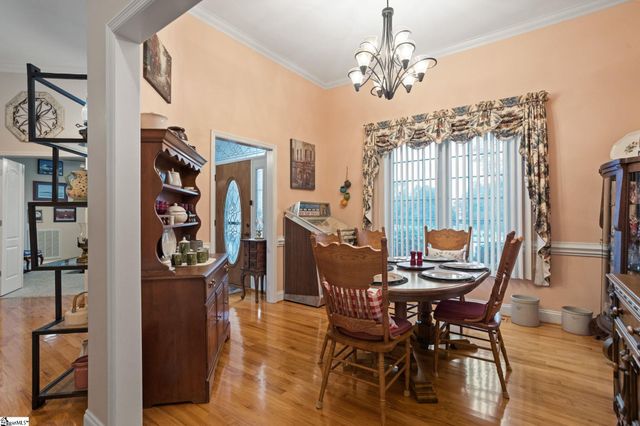 409 Wickham Way, Boiling Springs, SC 29316