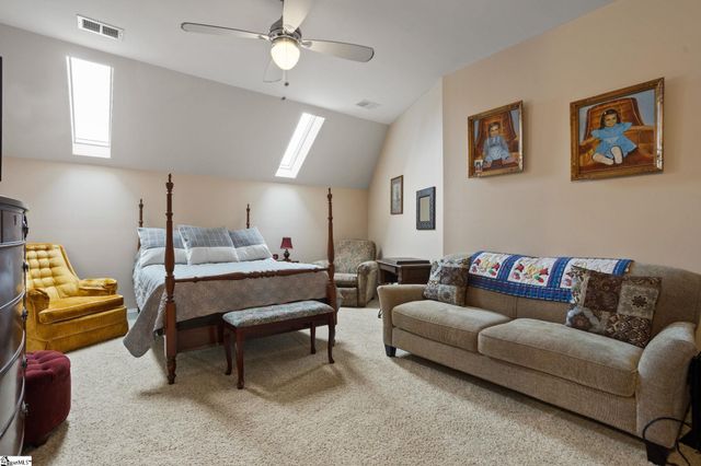 409 Wickham Way, Boiling Springs, SC 29316