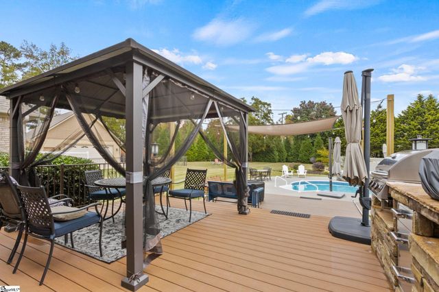 409 Wickham Way, Boiling Springs, SC 29316