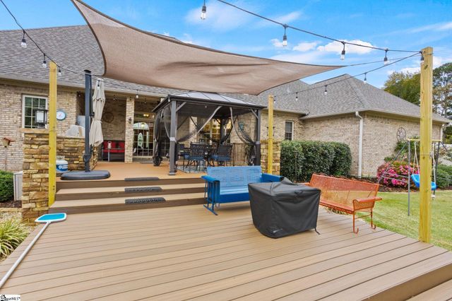 409 Wickham Way, Boiling Springs, SC 29316