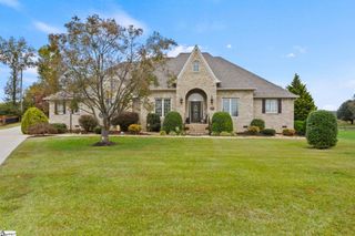 409 Wickham Way, Boiling Springs, SC 29316