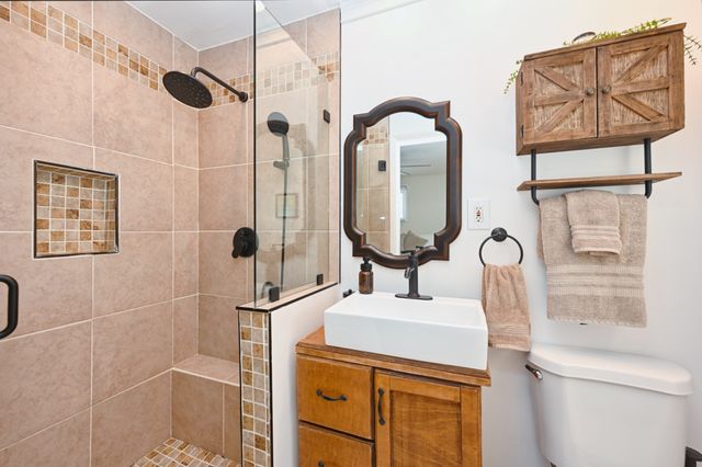 4179 Long Hollow Pike, Goodlettsville, TN 37072