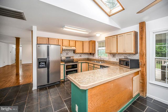 6317 LOUISIANNA RD, Locust Grove, VA 22508