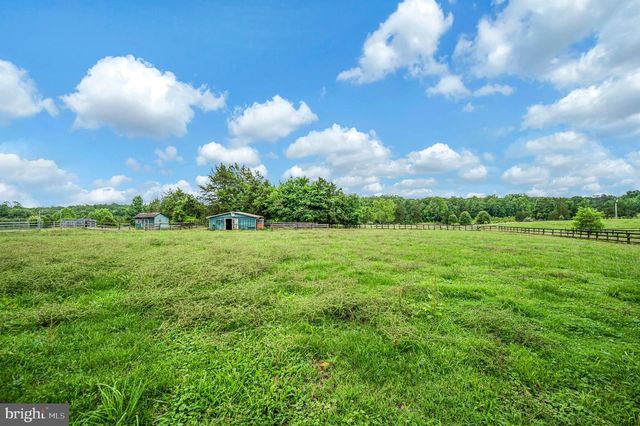 6317 LOUISIANNA RD, Locust Grove, VA 22508