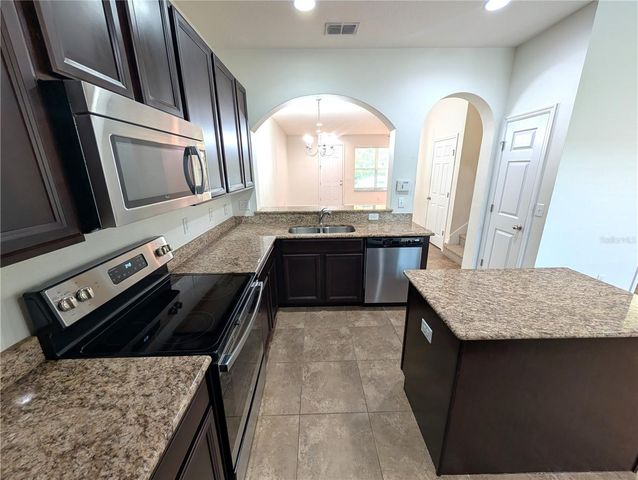 14161 STOWBRIDGE AVENUE, Tampa, FL 33626