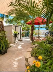 13918 SW 172nd Ter, Miami, FL 33177