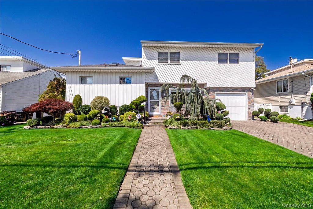 3495 Bayfield Boulevard, Oceanside, NY 11572 — photo 2