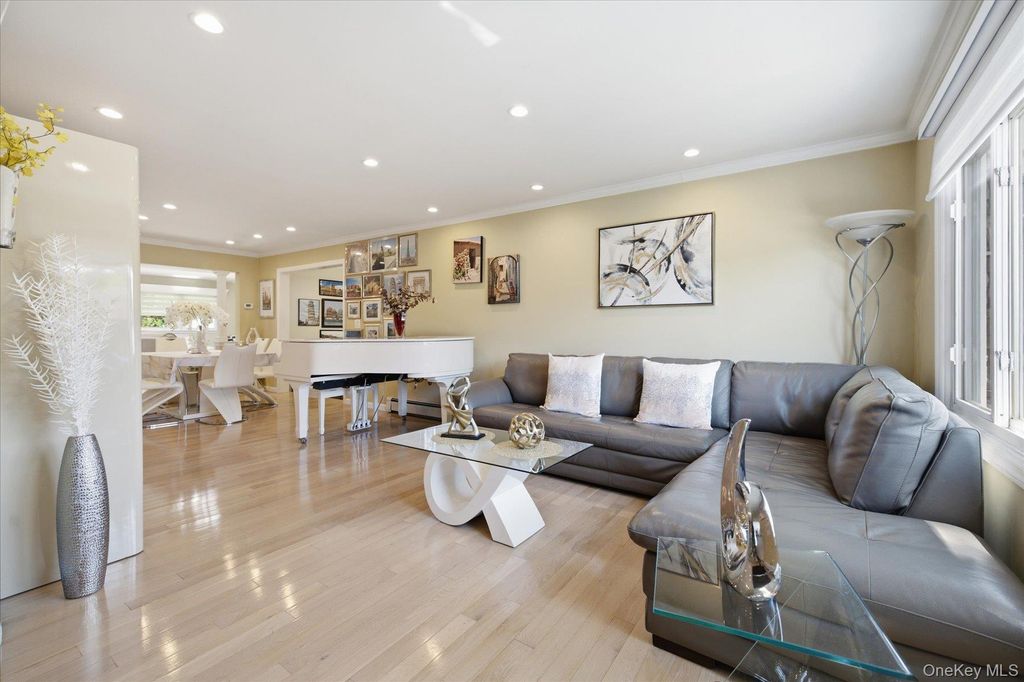 3495 Bayfield Boulevard, Oceanside, NY 11572 — photo 5
