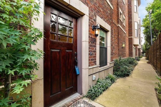 2121 Albany Street, Dallas, TX 75201
