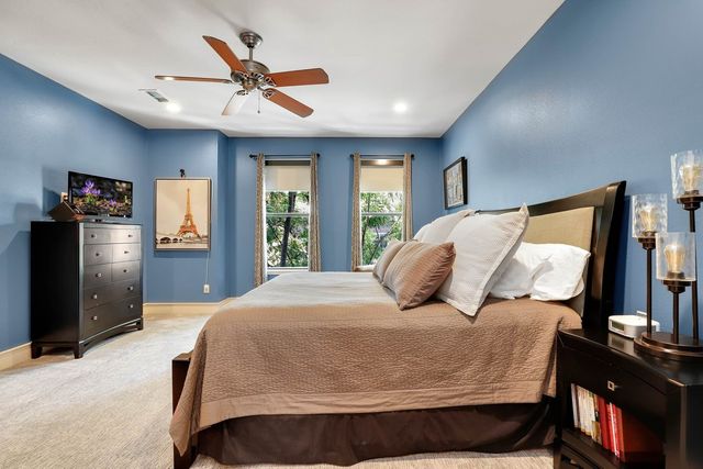 2121 Albany Street, Dallas, TX 75201